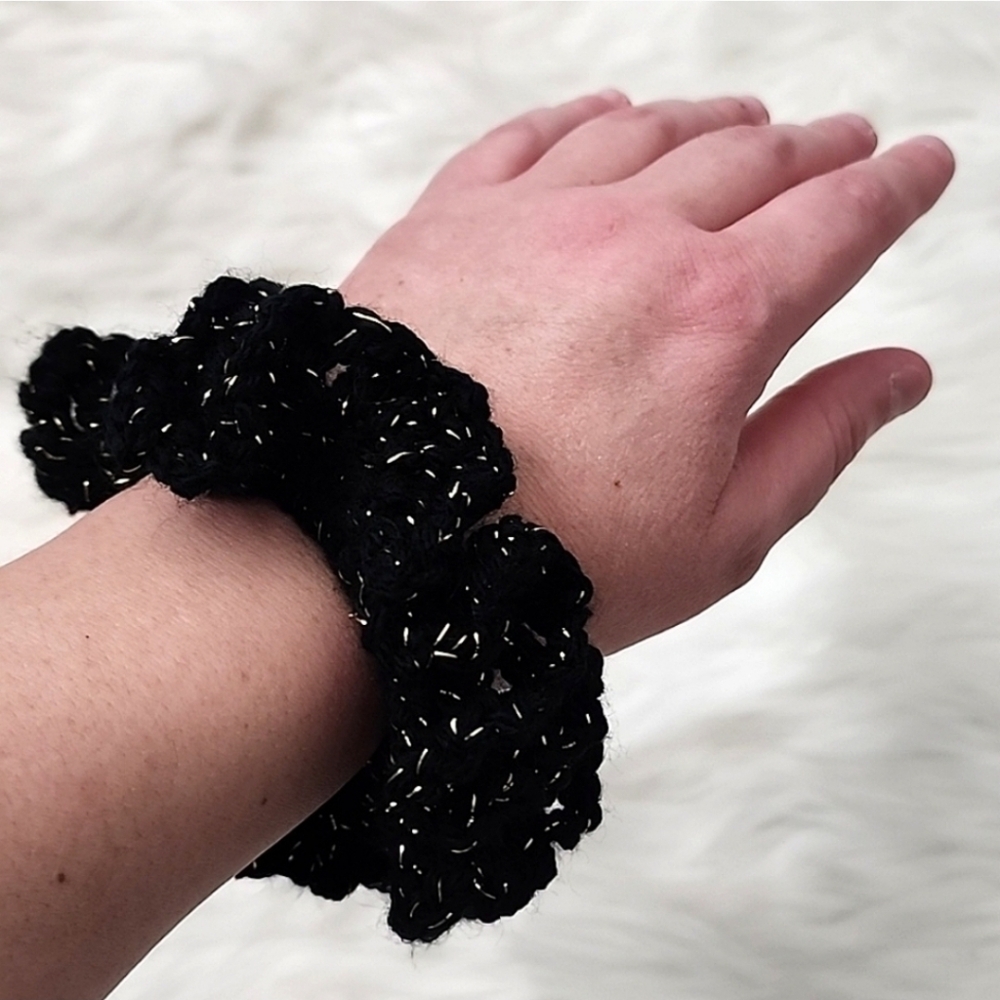 Handmade Textured Crocheted Scrunchies Ponytail Holder Hair Tie Set Of 4 - New - Picture 8 of 11